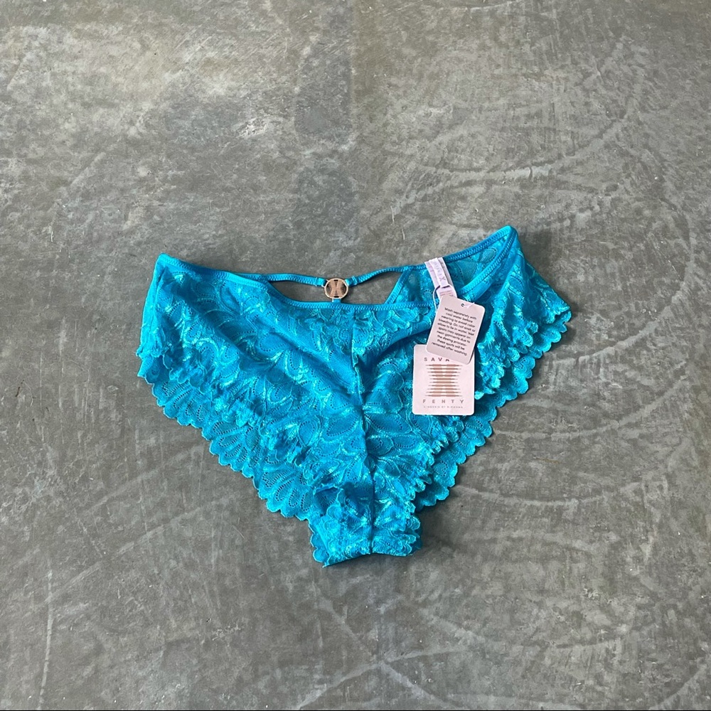 SAVAGE X FENTY Lace Cheeky Panties BRAND NEW WITH TAGS 💙